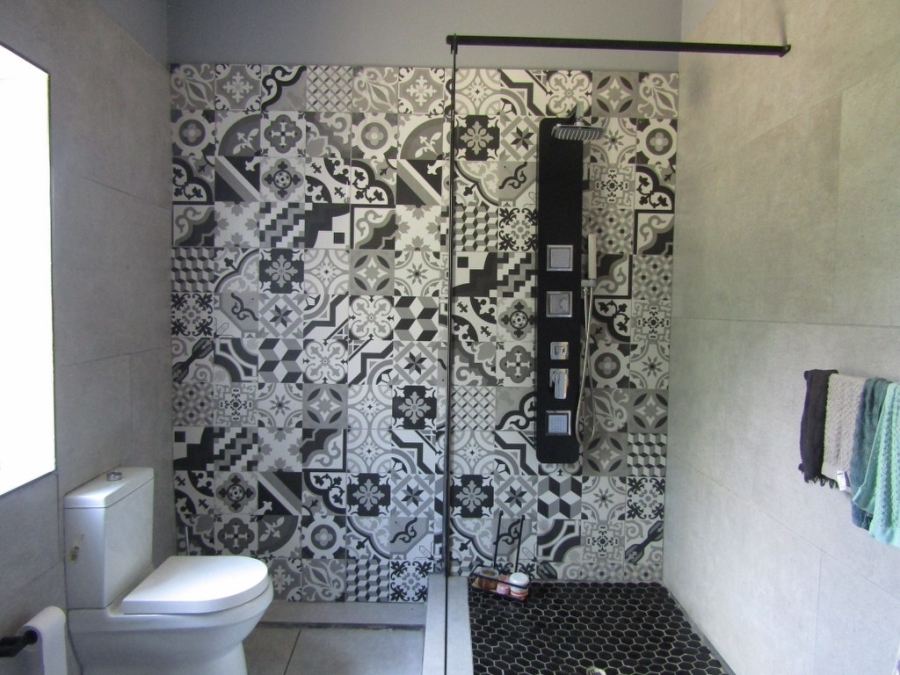 4 Bedroom Property for Sale in Humansdorp Eastern Cape